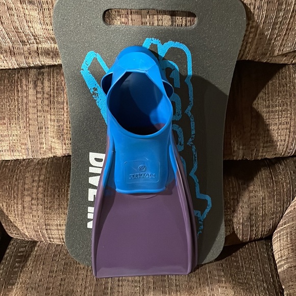 Flippers with soft kick board - Picture 6 of 7